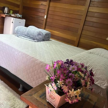Chale Ipe Branco Hotel Pedra Azul  Kültér fotó